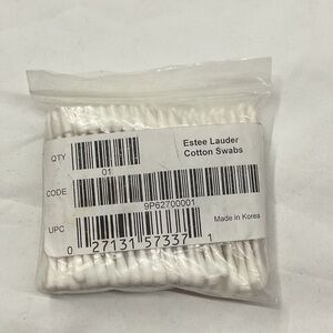 Estee Lauder White Cotton Swabs ( 1 pk)
